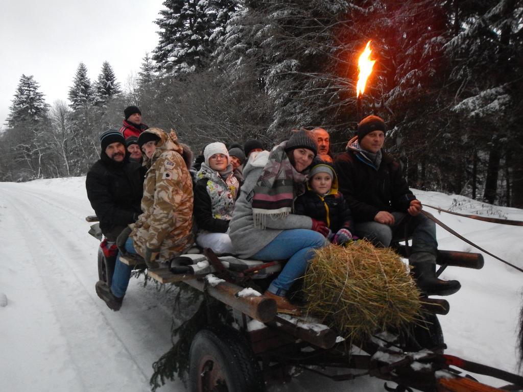 Hotel Latarnia Wagabundy Bieszczady Wola Michowa Esterno foto
